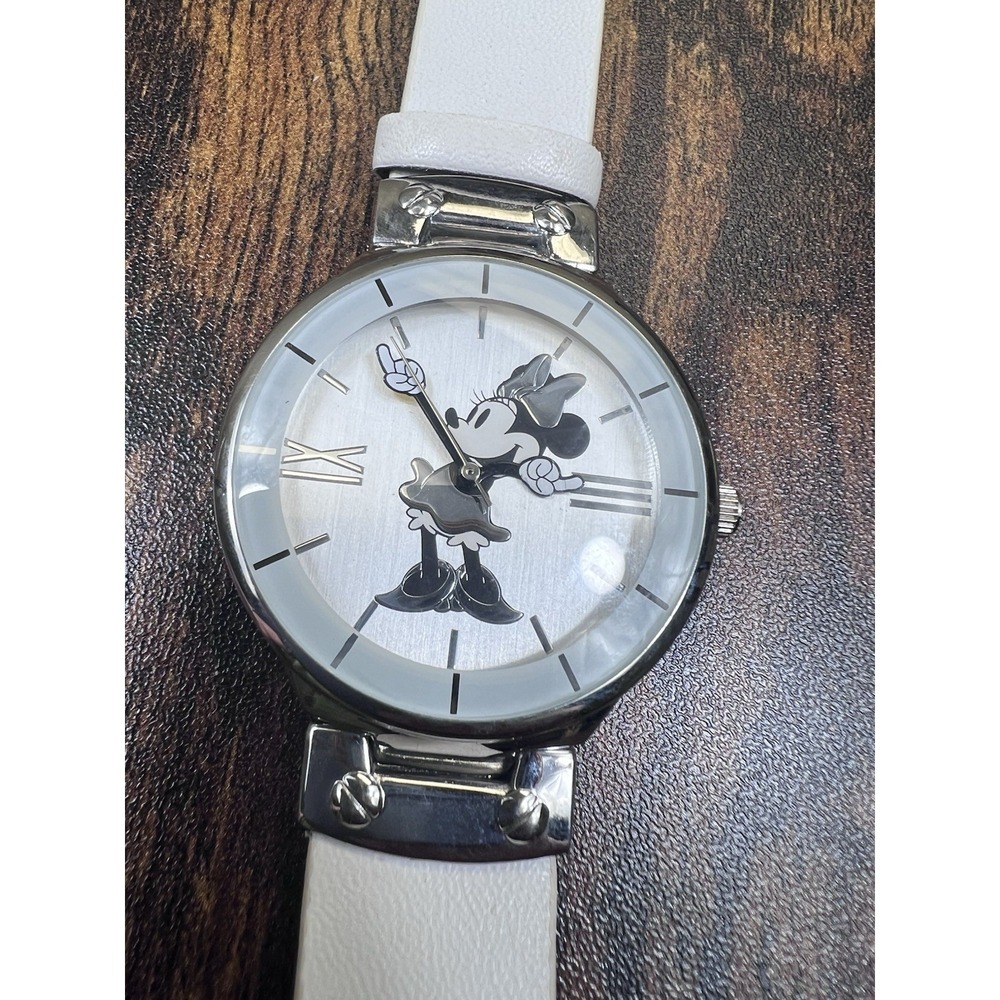 Minnieโ Mouse Watch Adult Size White Strap Minnie Mouse with Moving Arms Watch